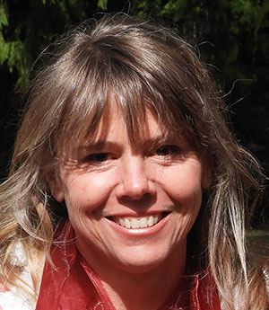 Theresa Lee Morris, Senior Faculty